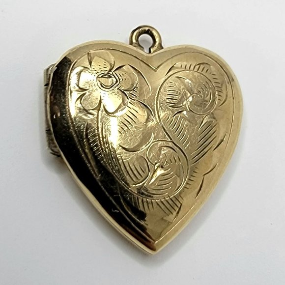 10k Solid Yellow Gold Heart Pendant Locket with Flower Designs - Picture 1 of 5